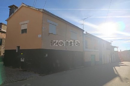 Moradia independente à venda em Casal das Leites