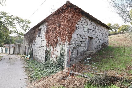 Casa de aldeia à venda em Sarraquinhos