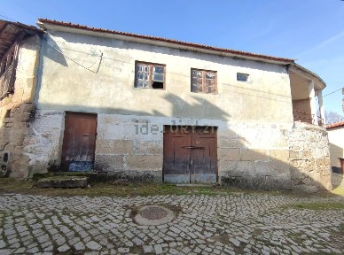 Moradia independente à venda em Santa Cruz/Trindade e Sanjurge