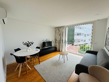 Arrendamento de duplex na Rua do Paraíso