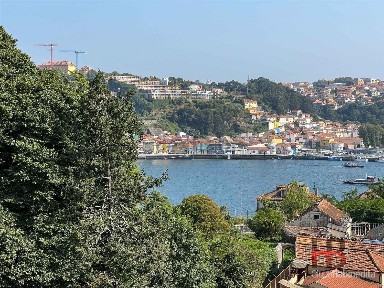 Arrendamento de duplex na Ouro - Condominhas