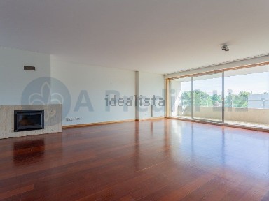 Arrendamento de duplex na Bessa Leite