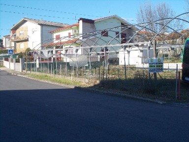 Moradia independente à venda na Rua João de Oliveira