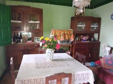 Moradia independente à venda no Bairro da Caçónia