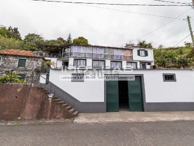Arrendamento de andar de moradia em Santa Cruz