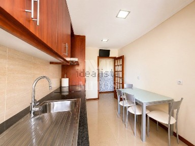 Arrendamento de apartamento T3 na Santa Maria Maior