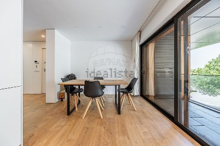 Arrendamento de apartamento T3 na Rua Dr. José Tarroso Gomes