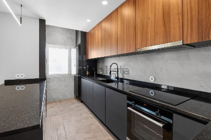 Arrendamento de apartamento T2 na Avenida de Londres s/n