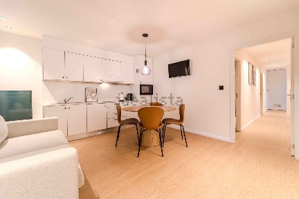 Arrendamento de apartamento T2 na Rua do Taxa