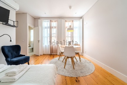 Arrendamento de apartamento T0 na Rua Doutor Avelino Germano