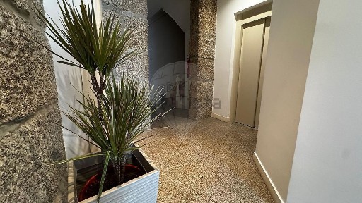 Arrendamento de apartamento T1 na Rua do Retiro