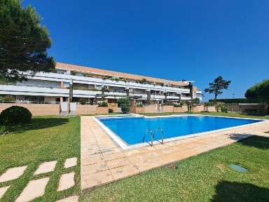 Arrendamento de apartamento T3 na Rua das Rodas, 213