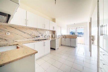 Arrendamento de apartamento T3 em Creixomil
