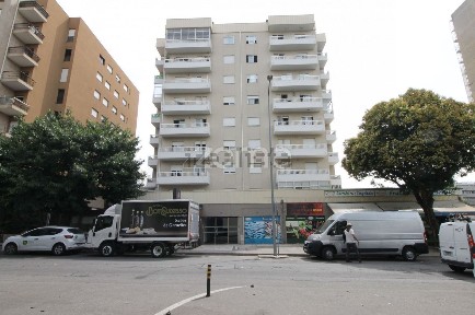 Arrendamento de apartamento T1 na Rua Bernardo Sequeira, 156