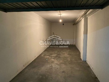Arrendamento de apartamento T3 na Rua José António Cruz, 98