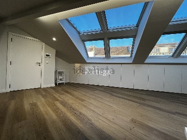 Arrendamento de apartamento T1 na Rua do Castelo, 47
