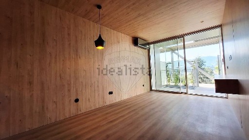Arrendamento de apartamento T1 na Rua José Albino Costa e Silva