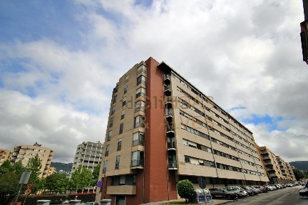 Arrendamento de apartamento T3 na Rua José António Cruz s/n