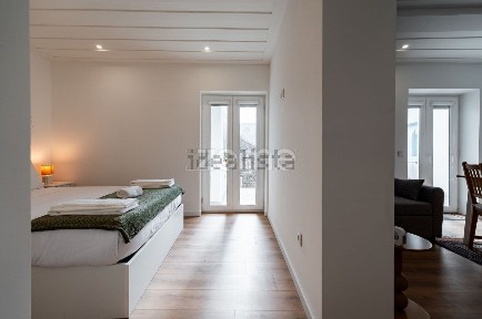 Arrendamento de apartamento T1 na Rua de Couros, 32