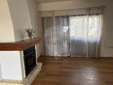 Arrendamento de apartamento T0 em Oliveira - São Paio - São Sebastião