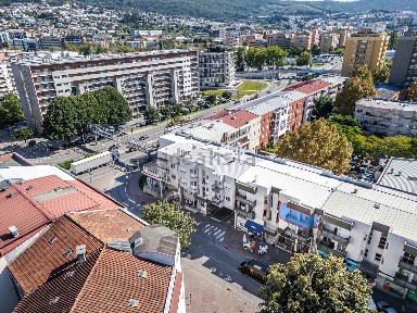 Arrendamento de apartamento T3 na Rua Dom Pedro V, 310