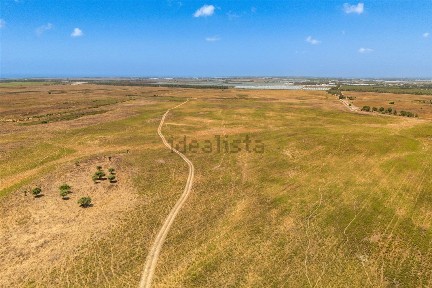 Herdade à venda em M502