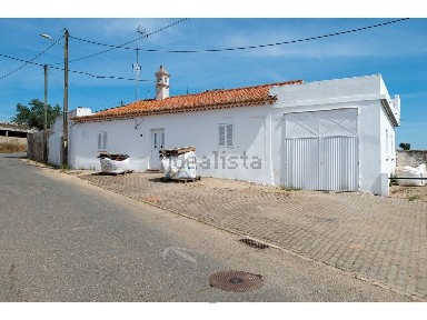 Moradia independente à venda em Mértola