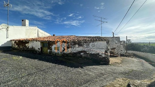 Moradia em banda à venda em Bens