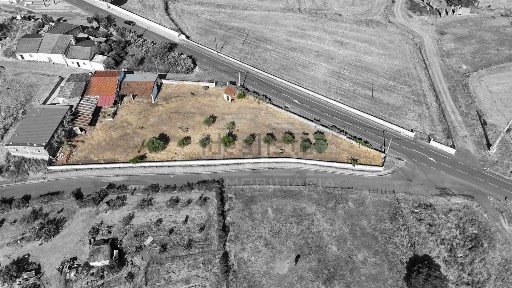 Quinta à venda em Póvoa de São Miguel