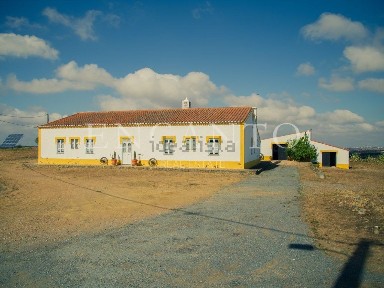 Quinta à venda em Castro Verde e Casével
