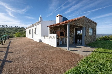 Santana da Serra, Estrada Sem Nome