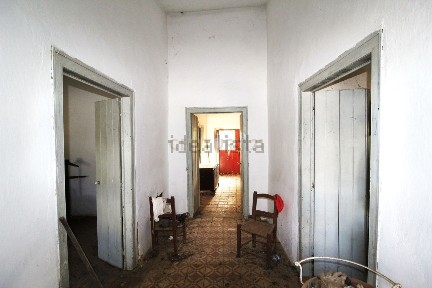 São Barnabé, 9wh4+72 Santa Clara-a-Nova e Gomes Aires, Portugal