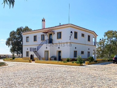 Herdade à venda em Moura e Santo Amador