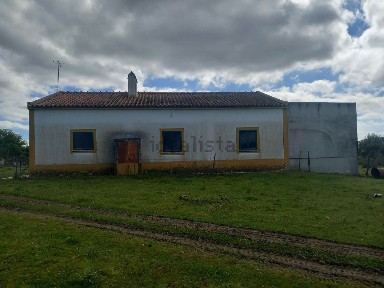 Quinta à venda na Rua Marquês de Pombal s/n