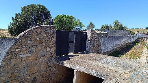 Quinta à venda em Baleizão