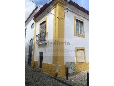 Santiago Maior e São João Baptista, Largo de São João