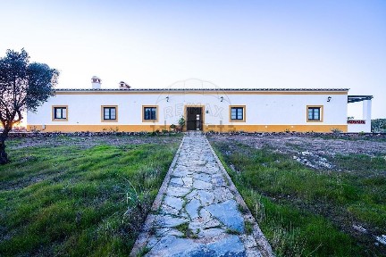 Quinta à venda em Mértola