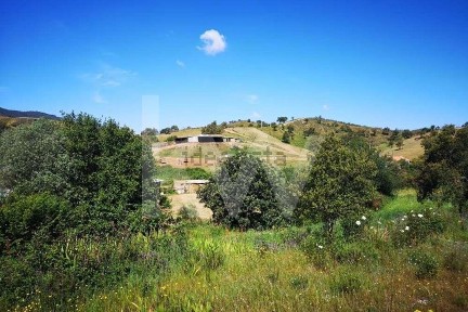 Quinta à venda em M501