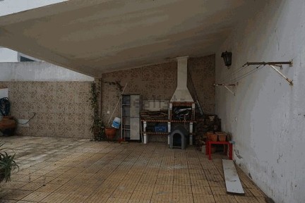 Moradia em banda à venda em Nossa Senhora das Neves