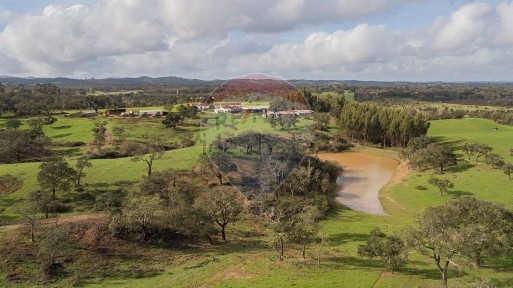 Quinta à venda em Colos