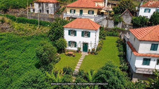 Moradia independente à venda no Caminho da Fajã Grande de Baixo