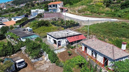 Água de Pena, Estrada Regional 239 ou Vereda do Poço 22