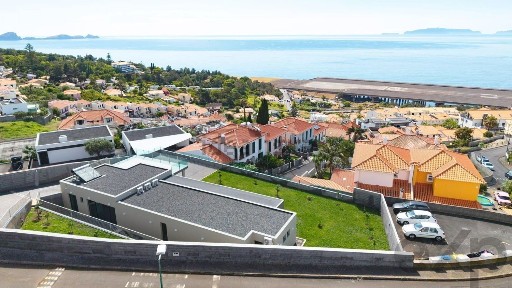 Água de Pena, Rua do Poço dos Louros