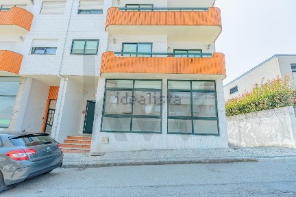 Espaço comercial à venda em São João da Madeira