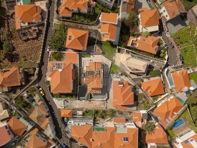 Moradia independente à venda em Santa Maria Maior