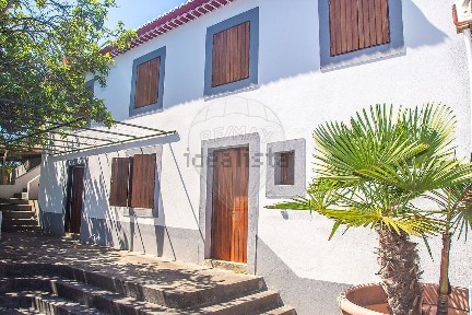 Quinta à venda na Rua Doutor José Clemente Tavares