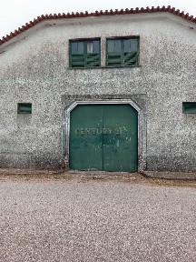 Armazém à venda na Rua Cemitério