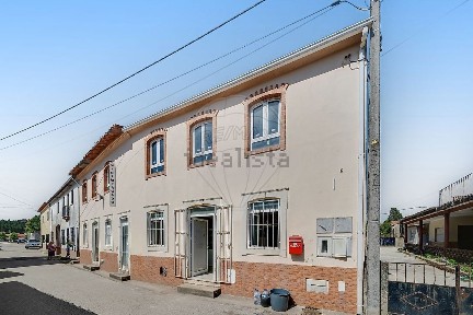 Avelãs de Cima, Rua João de Deus Cristo