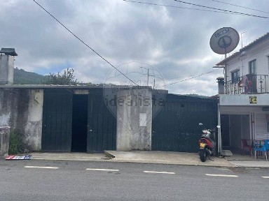 Armazém à venda em Silva Escura