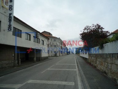 Armazém à venda em Sangalhos